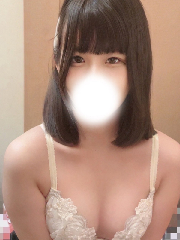 みなも◆ご奉仕 ごっくんロリ(21歳、B:83、W:.56、H:81)